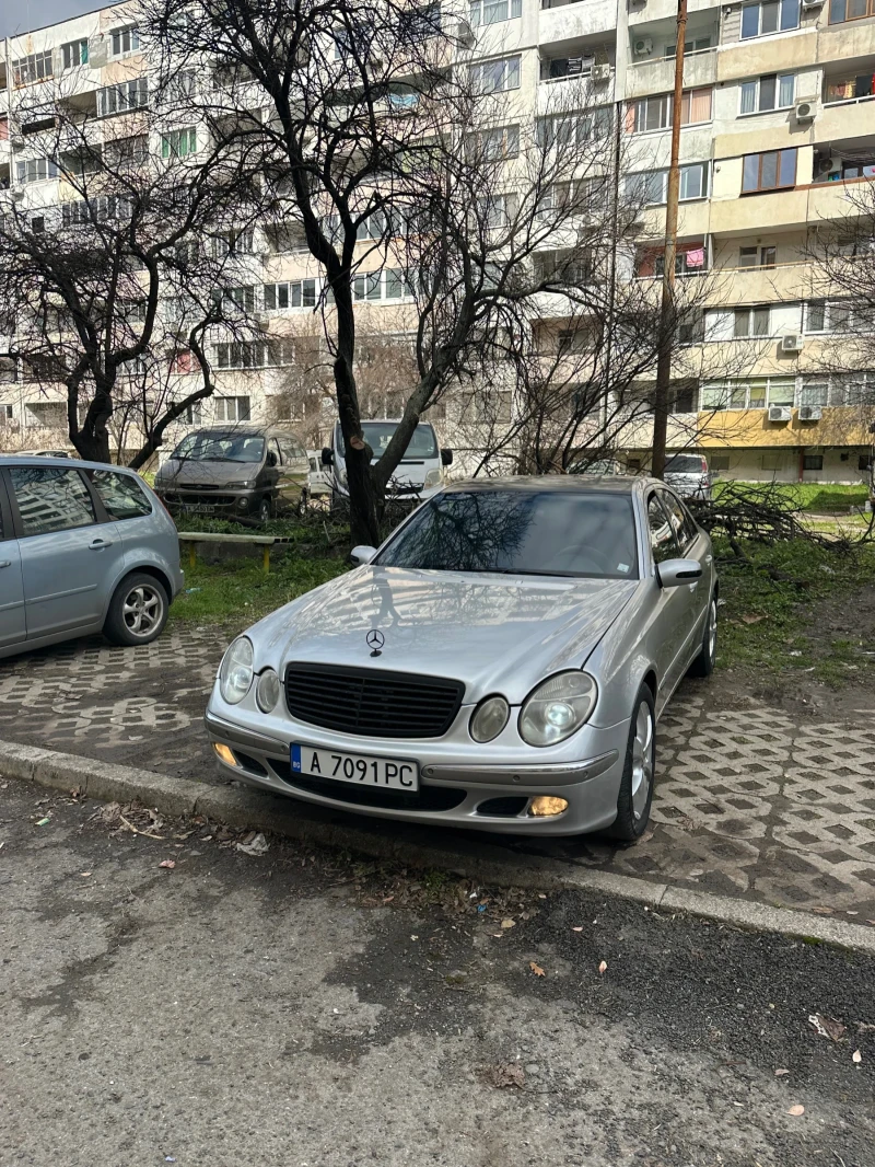 Mercedes-Benz E 220