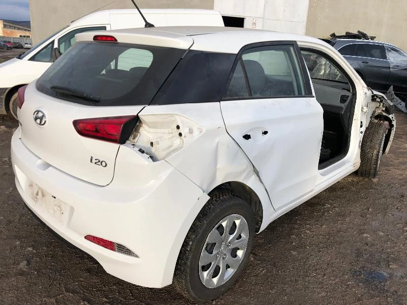 Hyundai I20 1.4crdi 16v, снимка 4 - Автомобили и джипове - 21921036