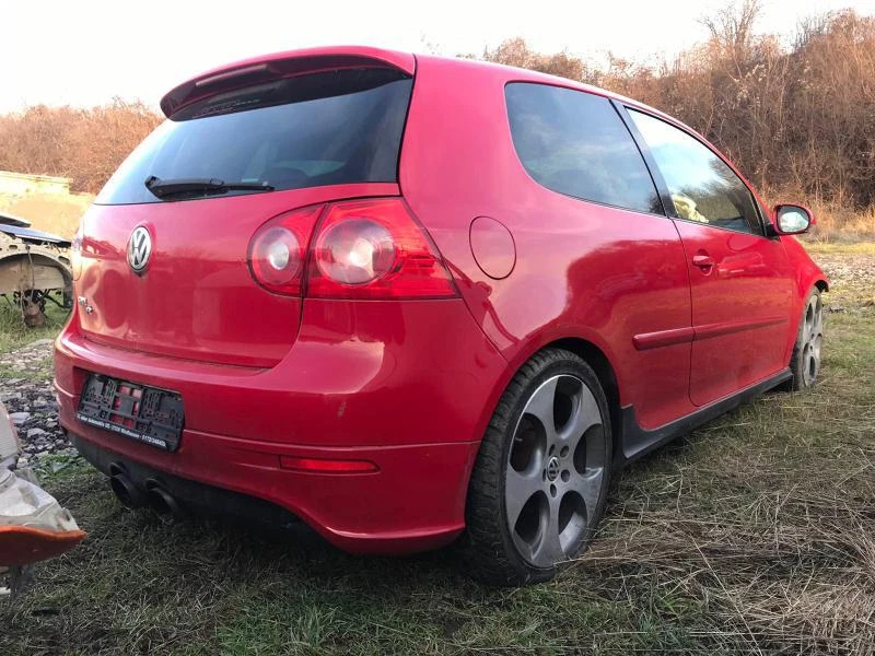 VW Golf GTI,2.0TFSI,R32 Пакет,SPORT - изображение 6