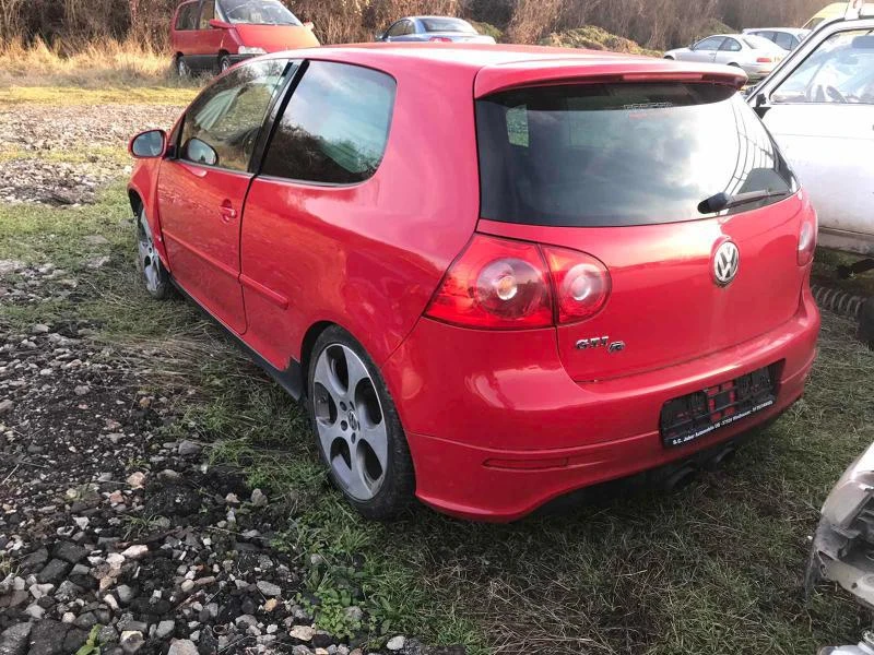 VW Golf GTI,2.0TFSI,R32 Пакет,SPORT - изображение 2