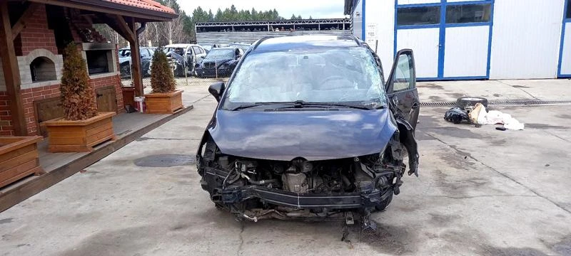 Opel Zafira 2.0d.TOURER, снимка 4 - Автомобили и джипове - 35782774