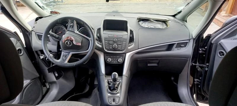 Opel Zafira 2.0d.TOURER, снимка 12 - Автомобили и джипове - 35782774