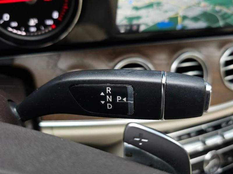 Mercedes-Benz E 220 E220d Exclusive| 194к.с.| ВКЛ.ТЕХНОТЕСТ, снимка 9 - Автомобили и джипове - 55401190
