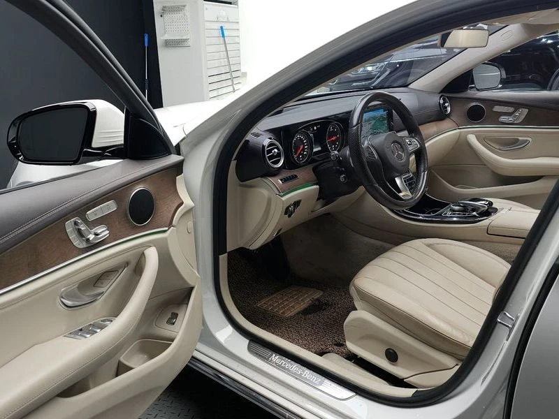 Mercedes-Benz E 220 E220d Exclusive| 194к.с.| ВКЛ.ТЕХНОТЕСТ, снимка 10 - Автомобили и джипове - 55401190