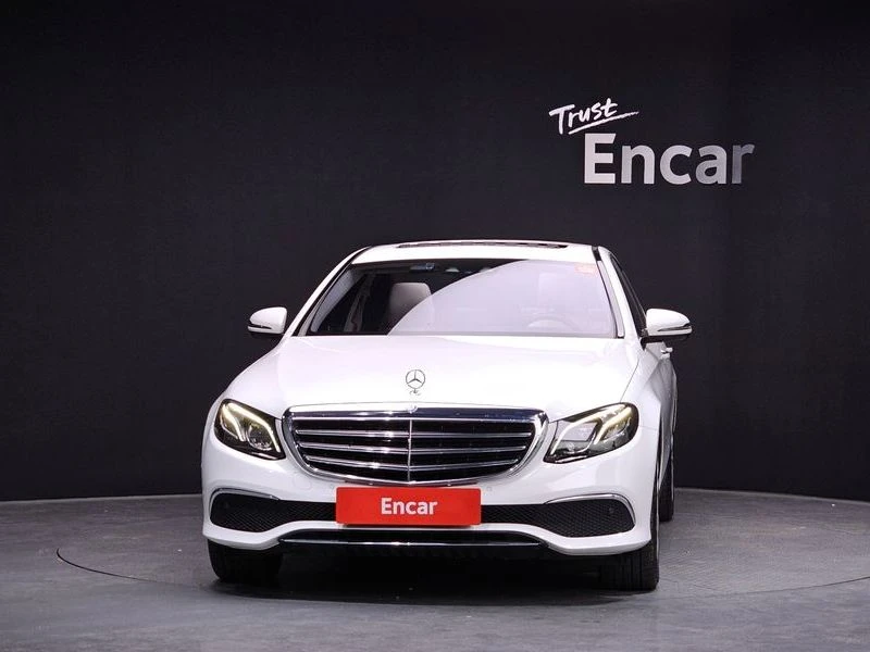 Mercedes-Benz E 220 E220d Exclusive| 194к.с.| ВКЛ.ТЕХНОТЕСТ, снимка 3 - Автомобили и джипове - 55401190