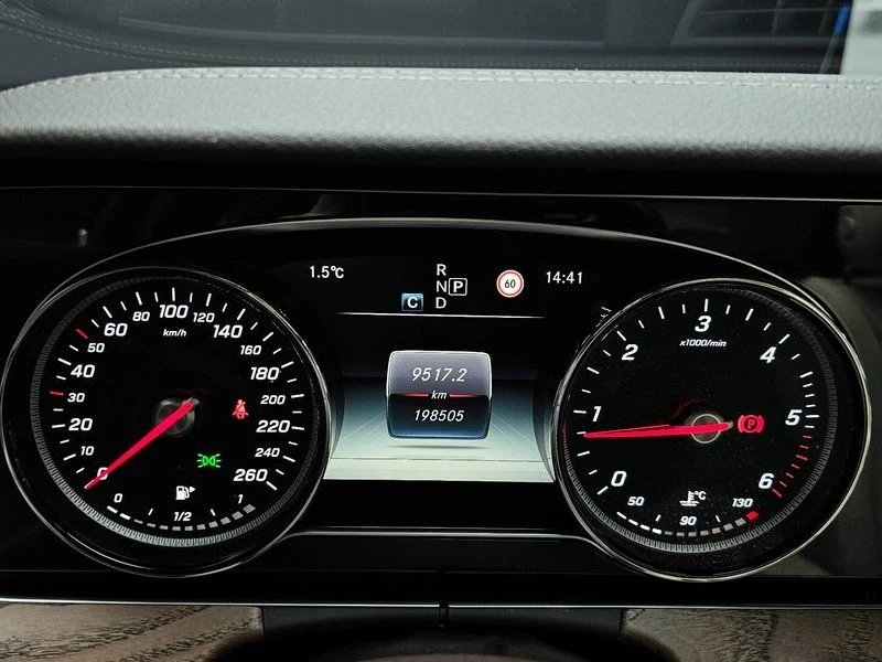 Mercedes-Benz E 220 E220d Exclusive| 194к.с.| ВКЛ.ТЕХНОТЕСТ, снимка 8 - Автомобили и джипове - 55401190