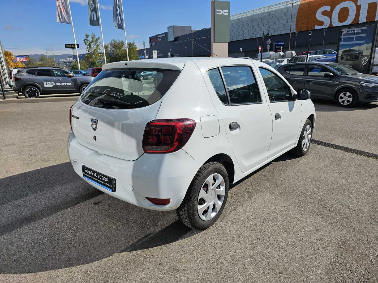 Dacia Sandero 0.9 Tce 90 к.с. LPG - изображение 5