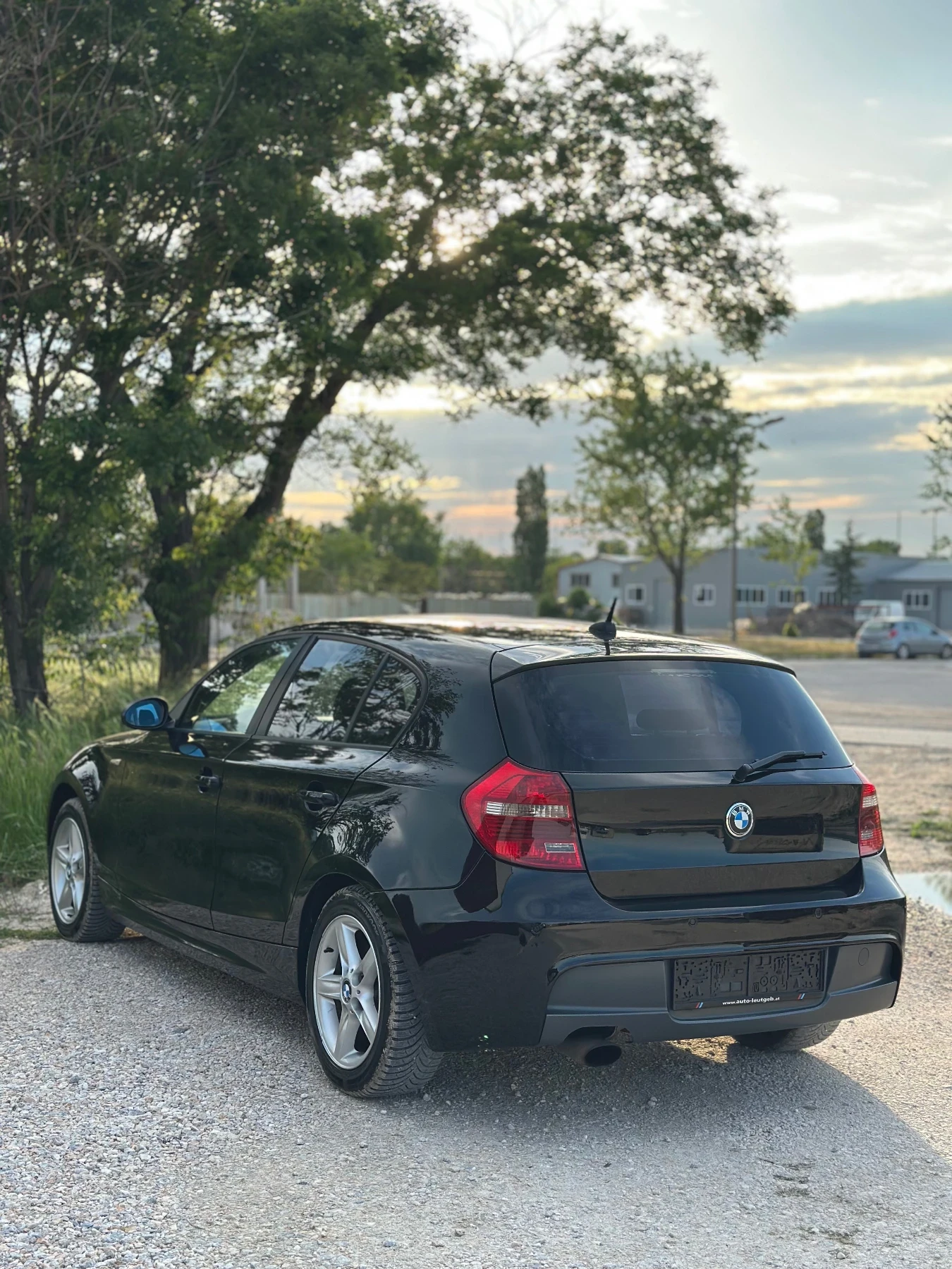 BMW 118 2.0d   М Пакет /  Facelift - изображение 4