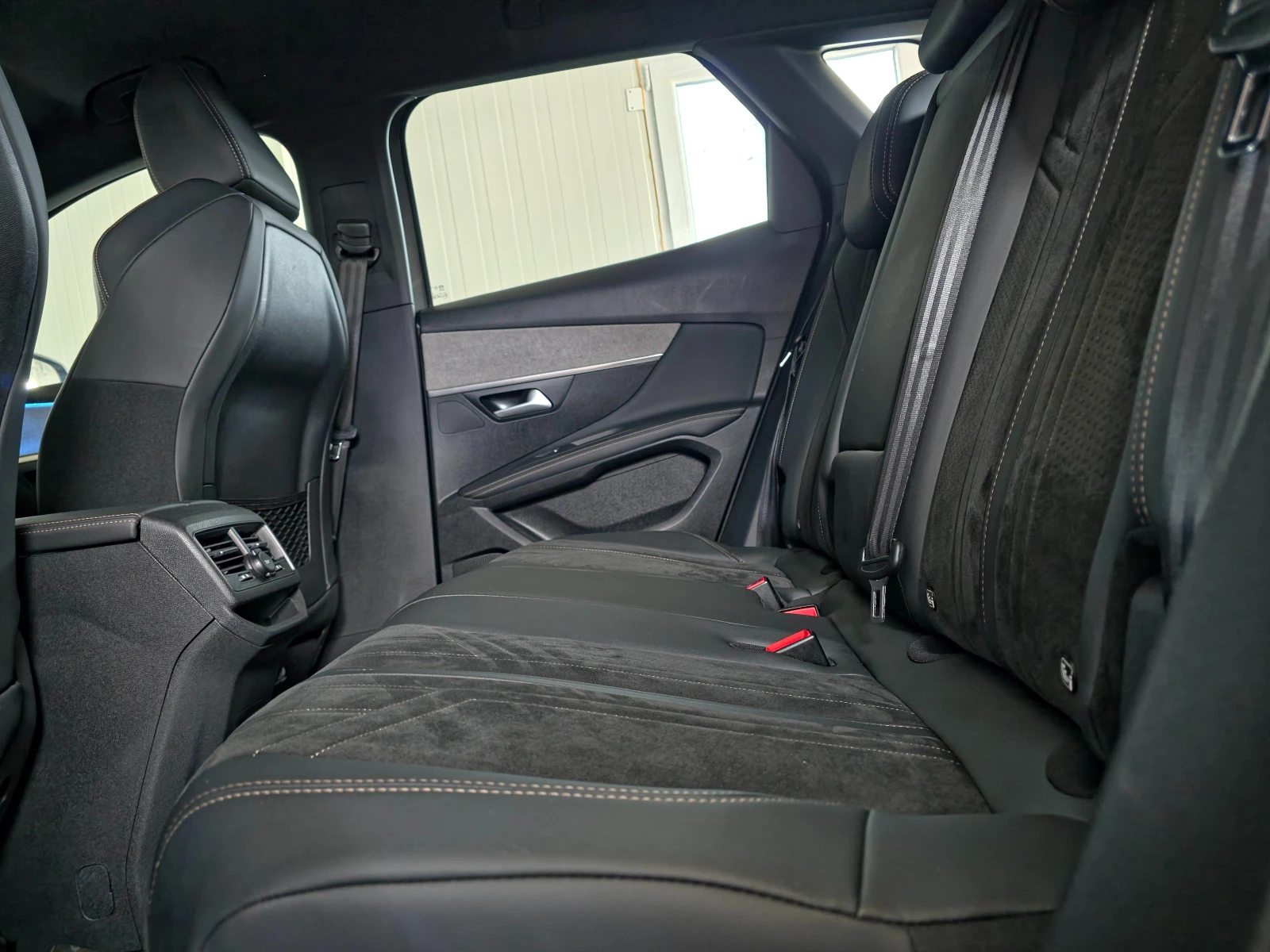 Peugeot 3008 1.5GT BlueHdi EAT8  FACELIFT | Mobile.bg   11