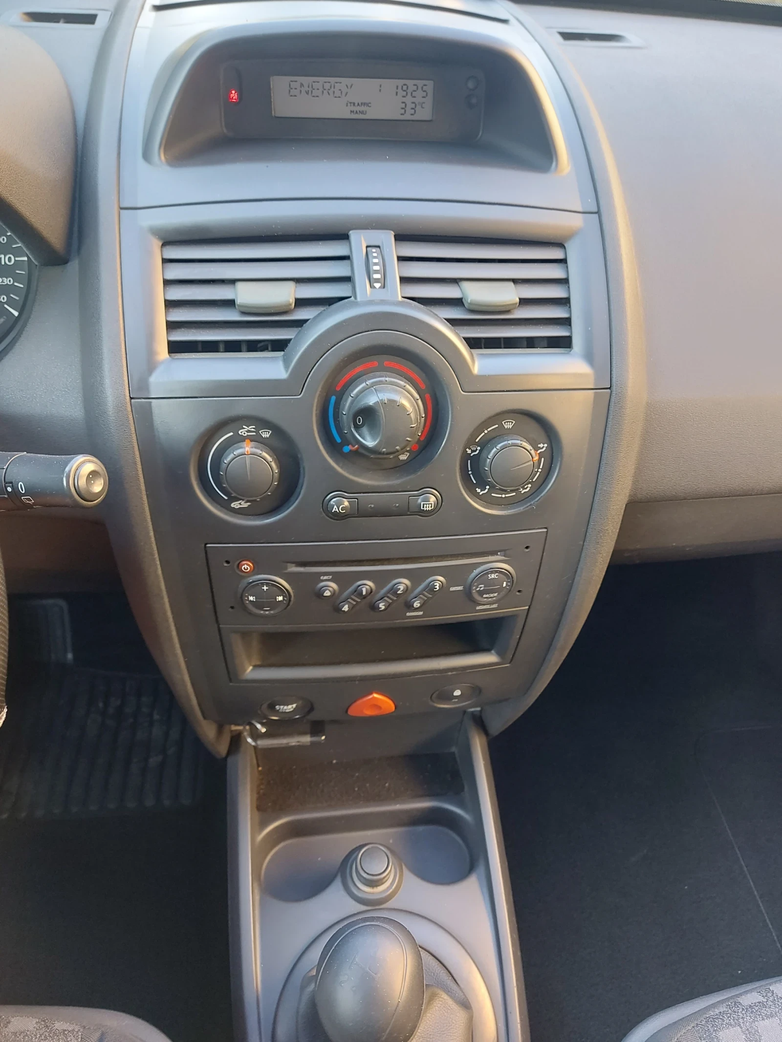 Renault Megane  - изображение 9
