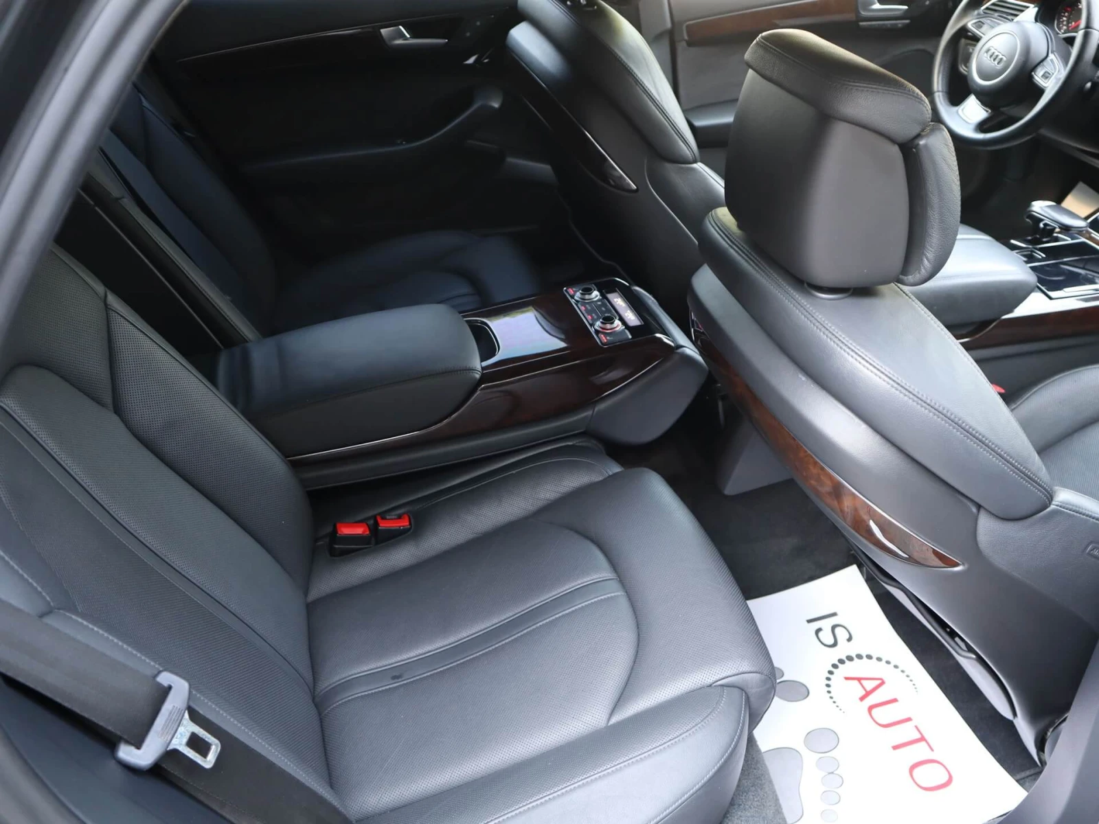 Audi A8 4.2TDI/Matrix/BOSE/Обдувхане/4хПодгрев/4Zone/ - изображение 6