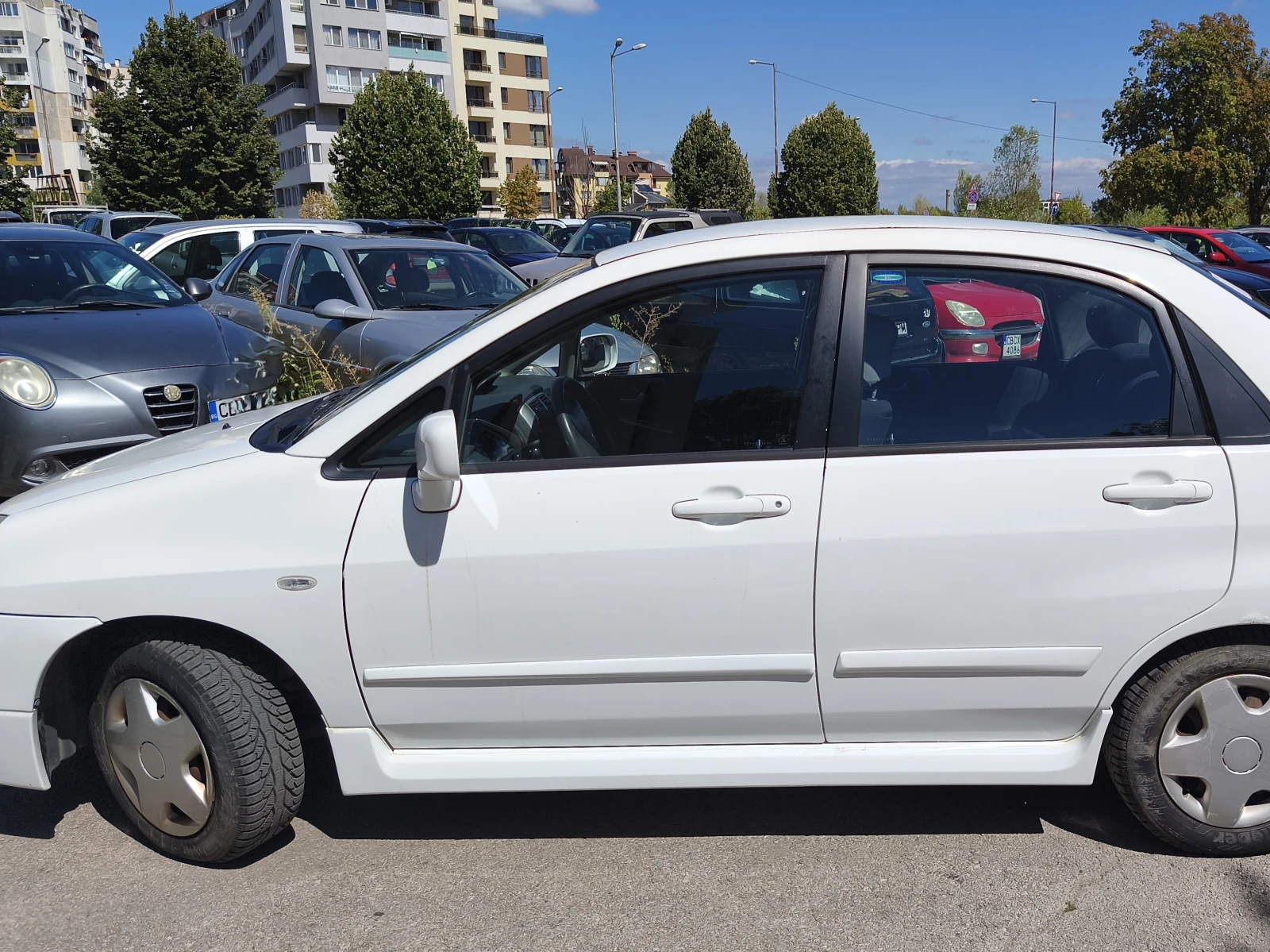 Suzuki Liana 1.6 - изображение 4