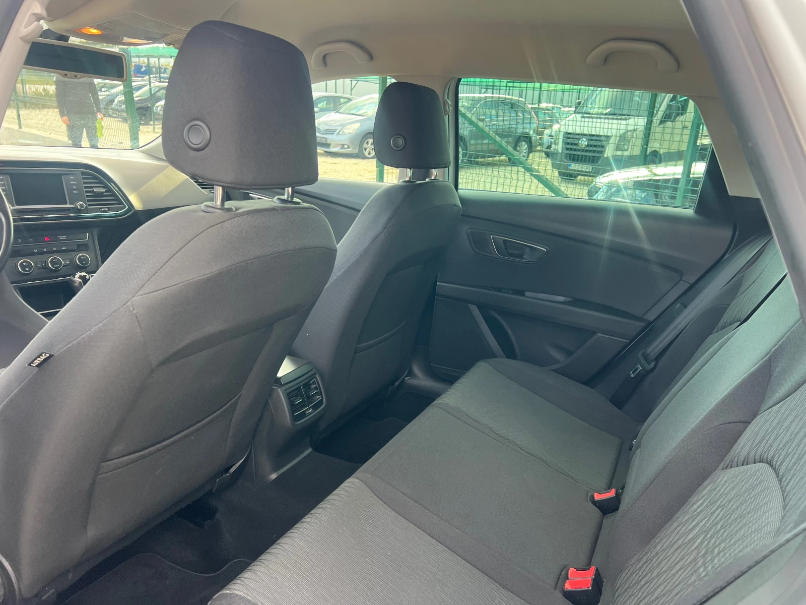 Seat Leon ST-1.6TDi/105p.s-4 drive/Full Led-Matrix/4x4!!!! | Mobile.bg   11