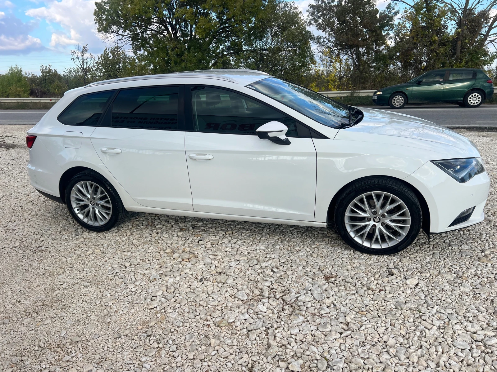 Seat Leon ST-1.6TDi/105p.s-4 drive/Full Led-Matrix/4x4!!!! - изображение 8