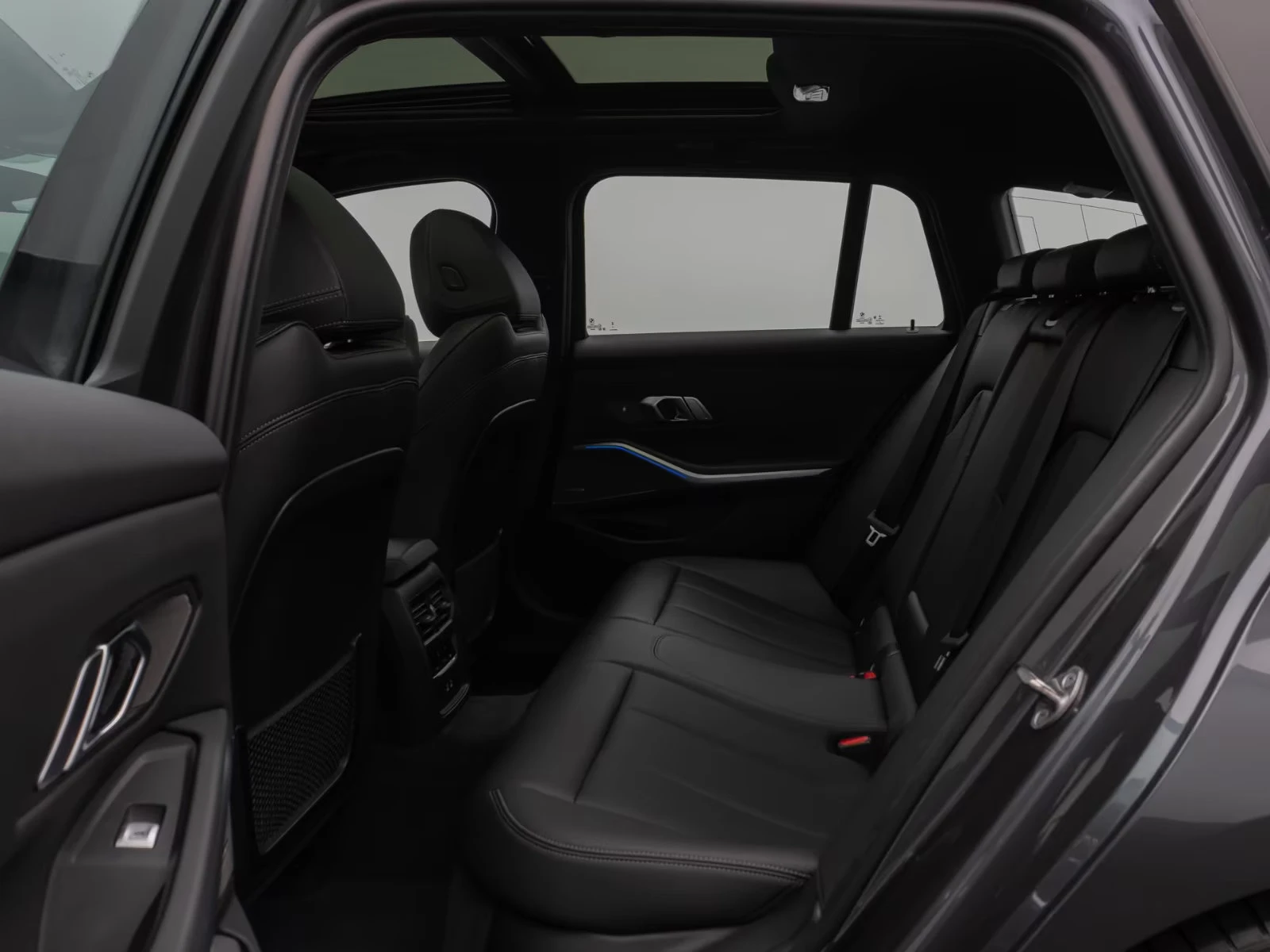 BMW 340 d/xDR/340HP/M-SPORT/SHADOW/HUD/H&K/PANO/LASER/848f | Mobile.bg   13