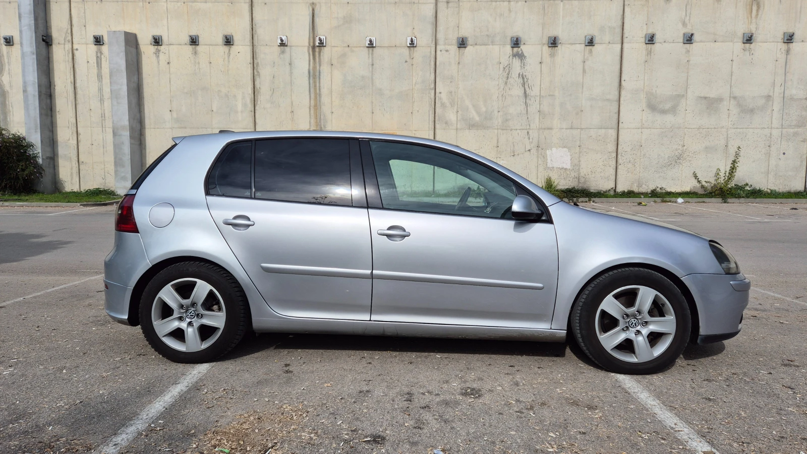 VW Golf 2.0 TDI | Mobile.bg   4