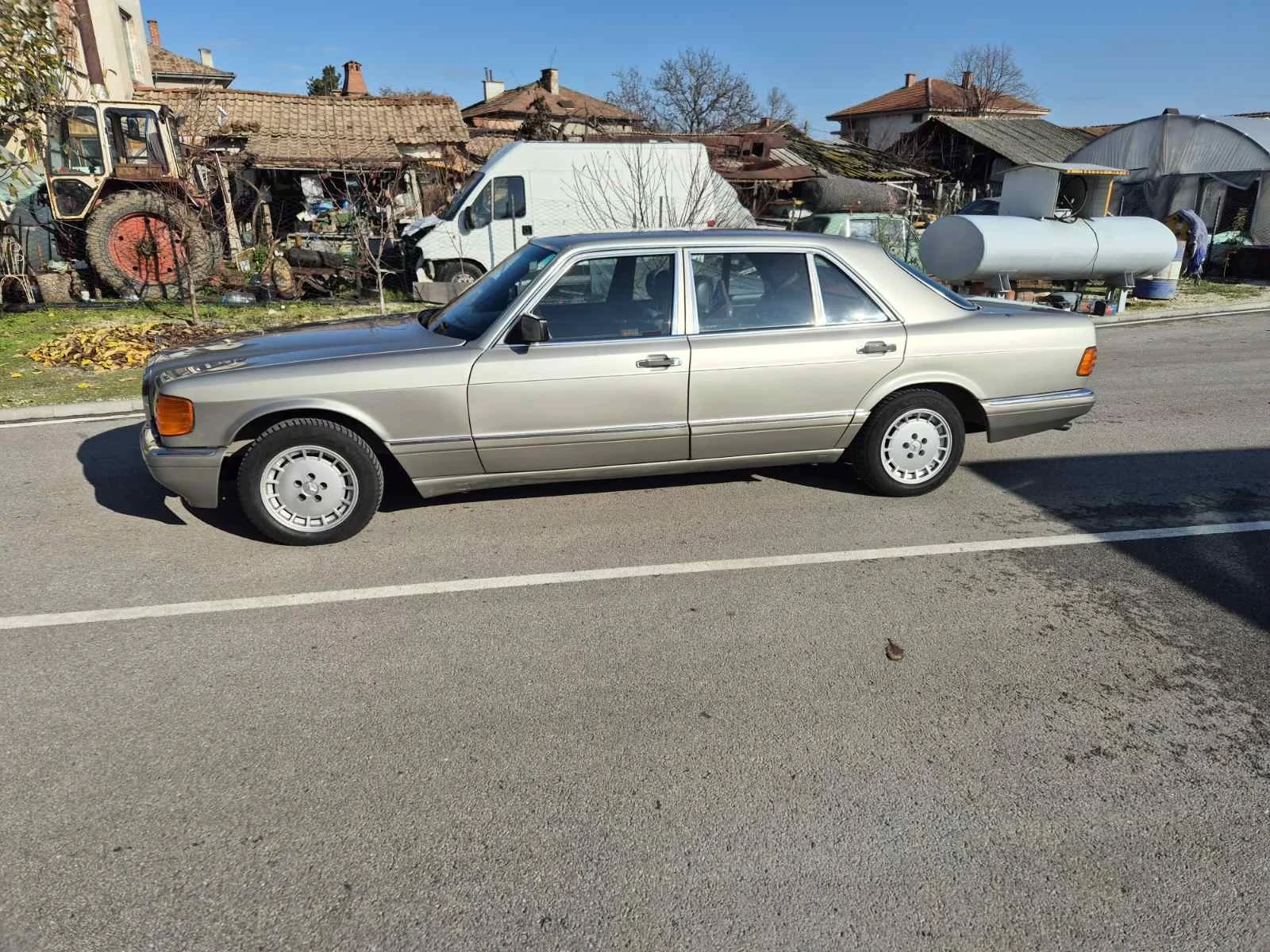 Mercedes-Benz 126  - изображение 3