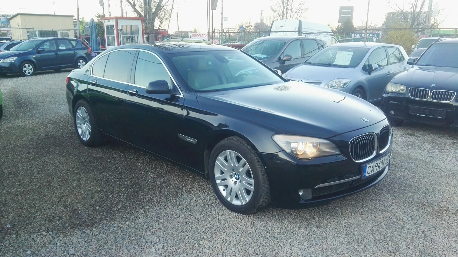 BMW 750 4.4i F01 - изображение 4