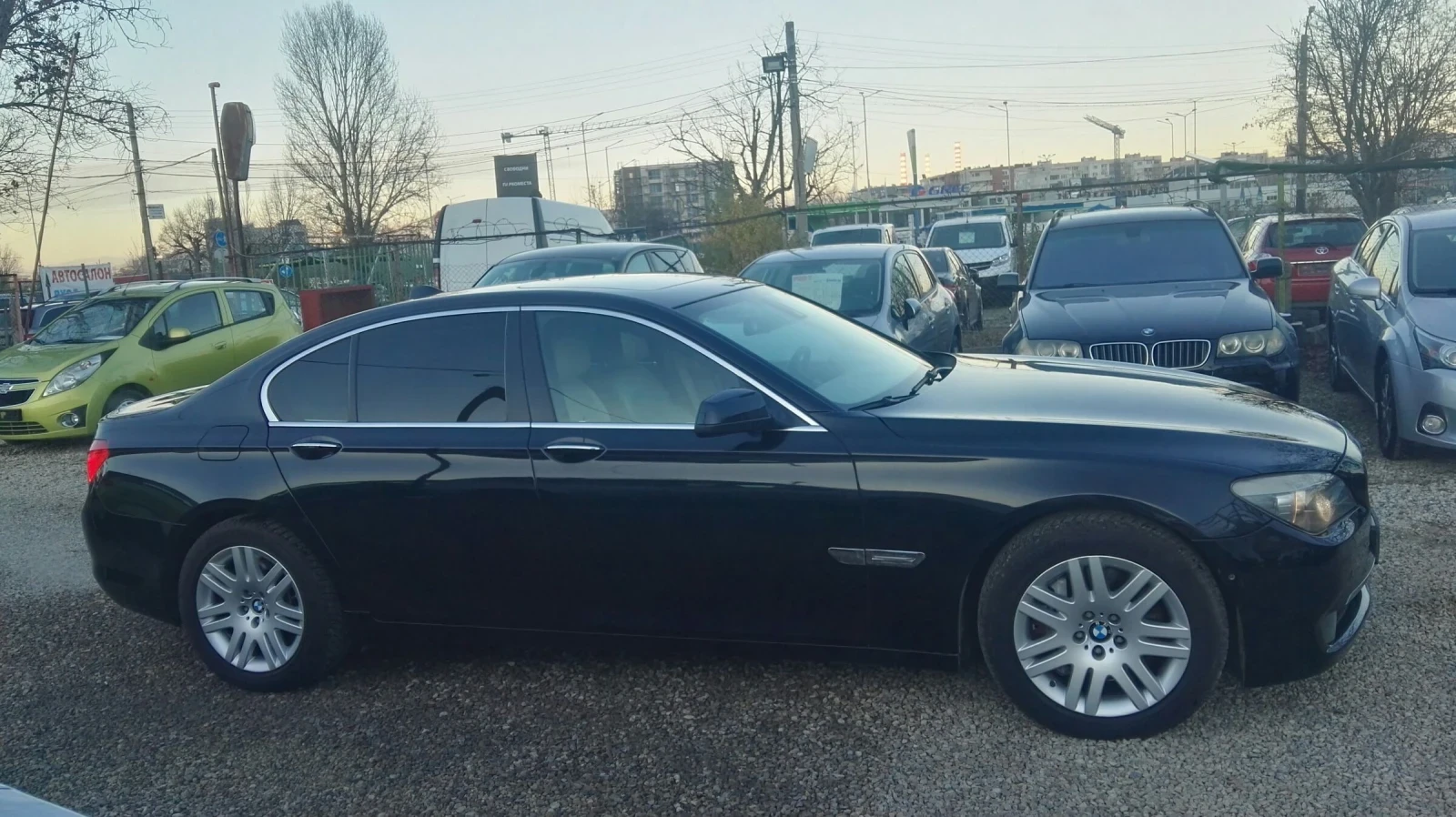 BMW 750 4.4i F01 - изображение 9