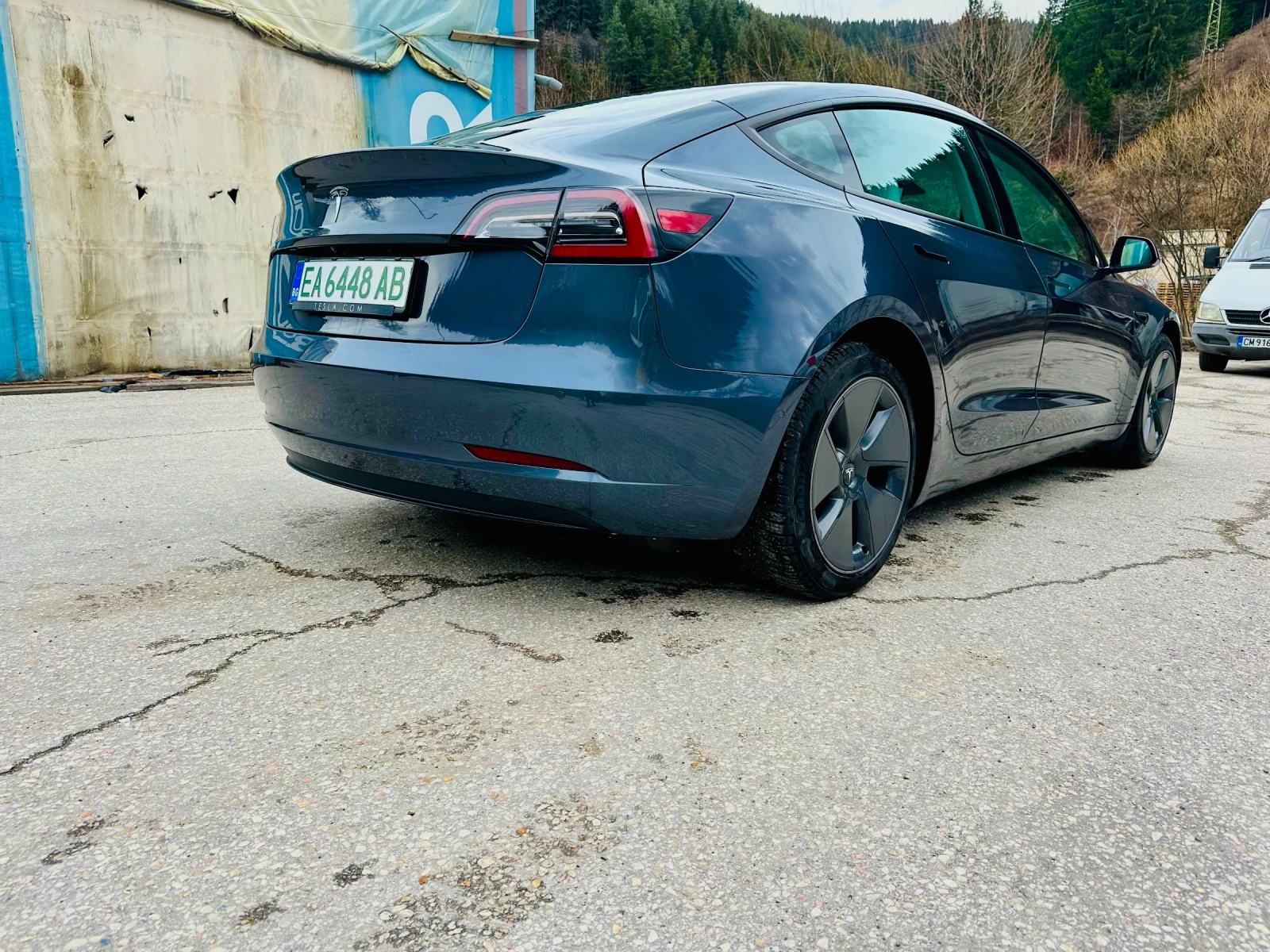 Tesla Model 3 LFP | Mobile.bg � ����������� 5