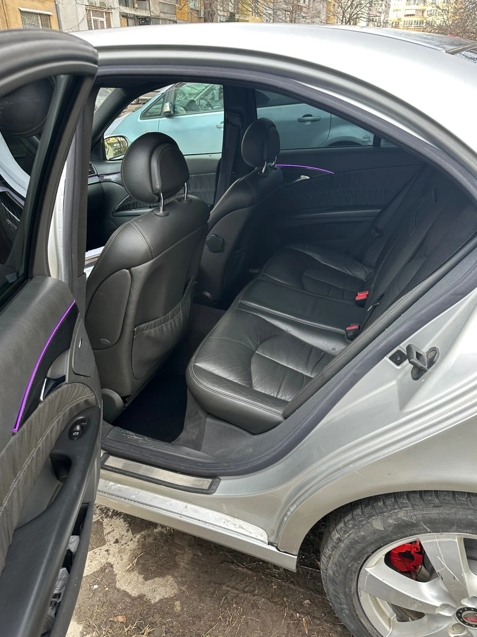 Mercedes-Benz E 220 | Mobile.bg � ����������� 4
