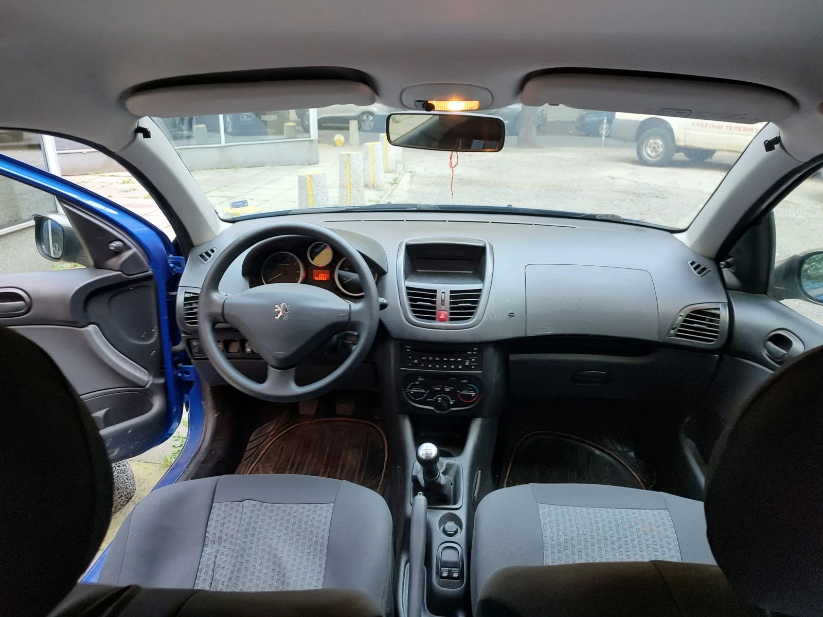 Peugeot 206 1.4 PLUS с газов инж, снимка 9 - Автомобили и джипове - 53799944