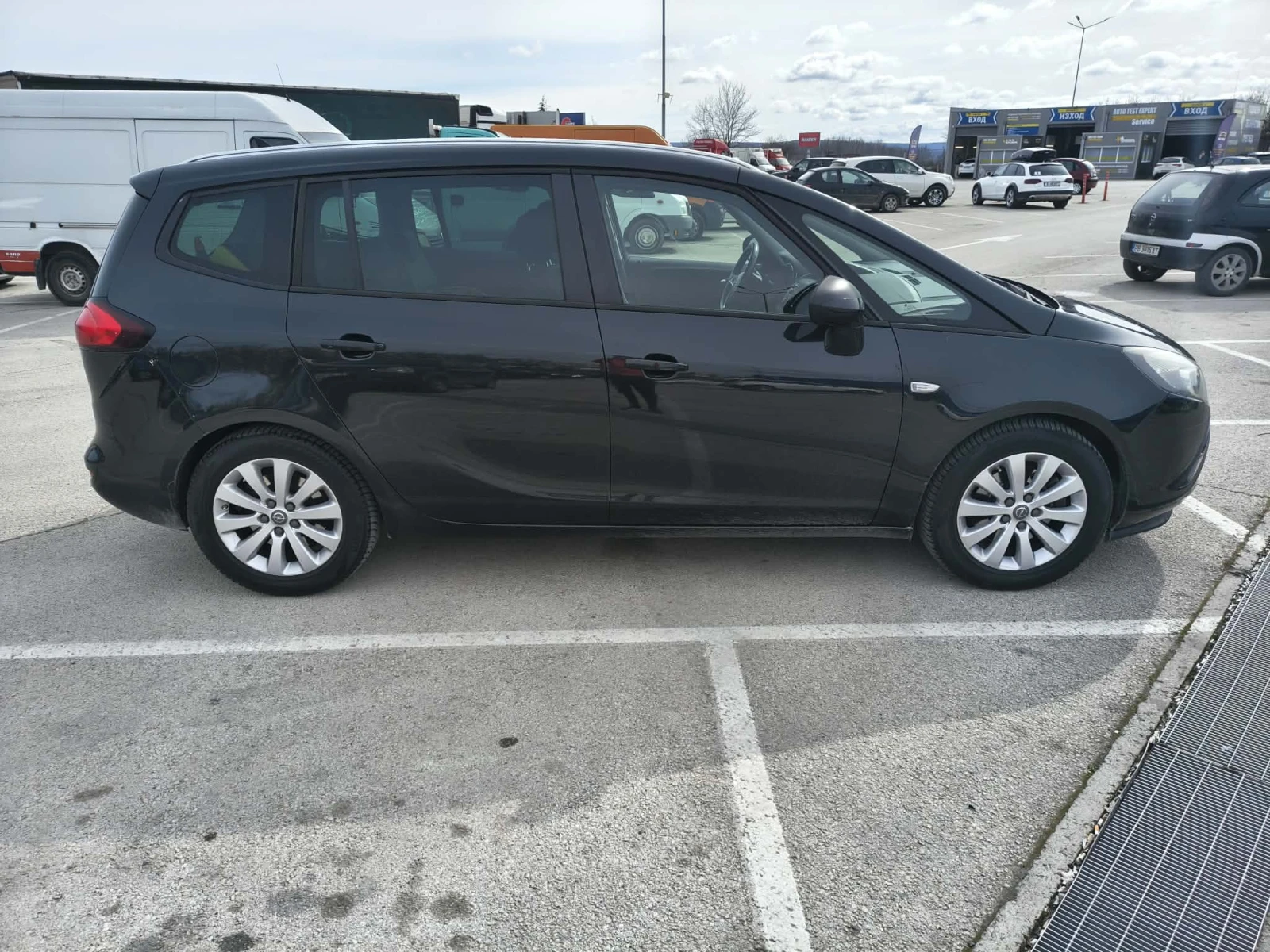 Opel Zafira, снимка 7 - Автомобили и джипове - 53835938