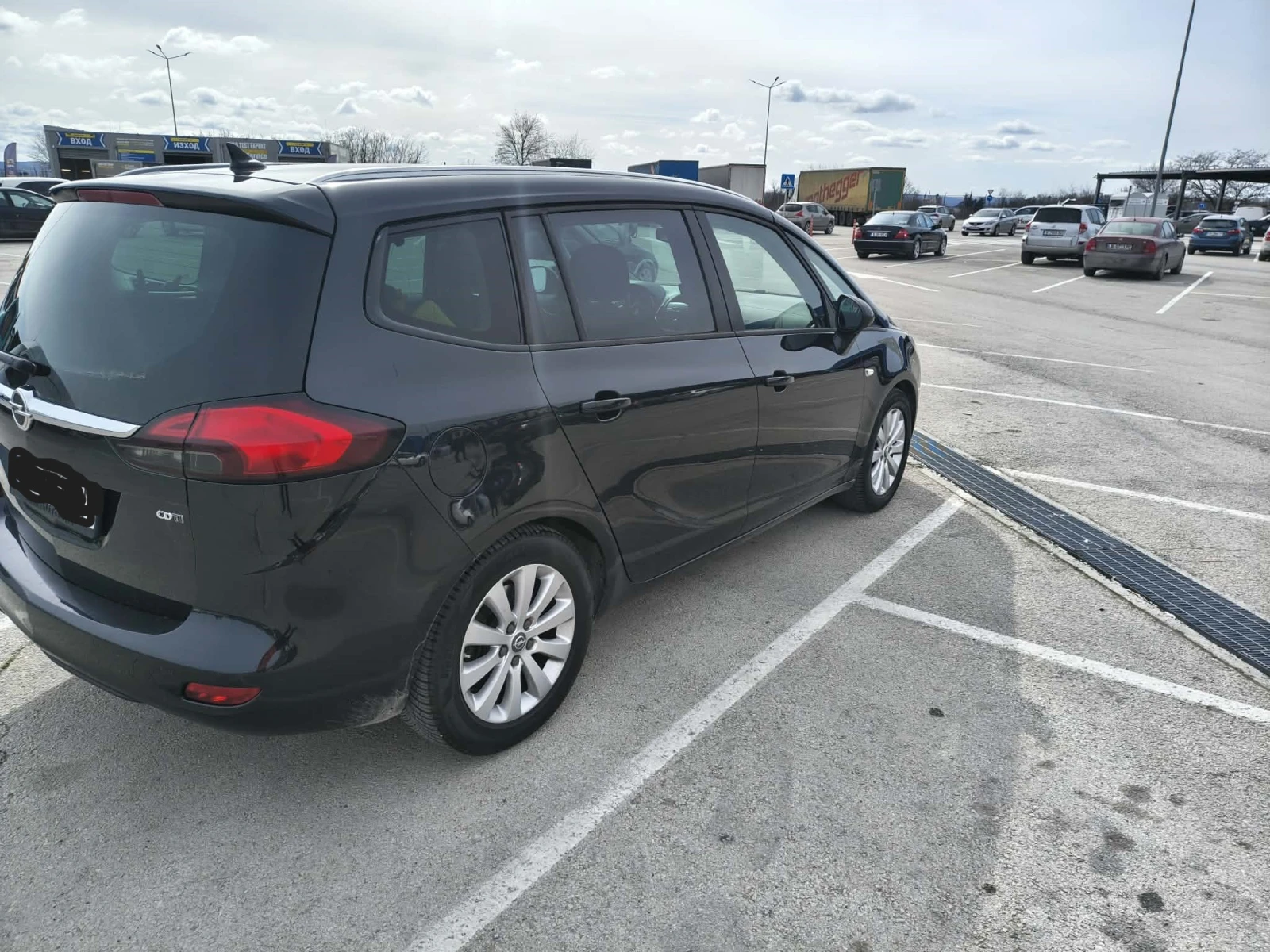 Opel Zafira, снимка 3 - Автомобили и джипове - 53835938