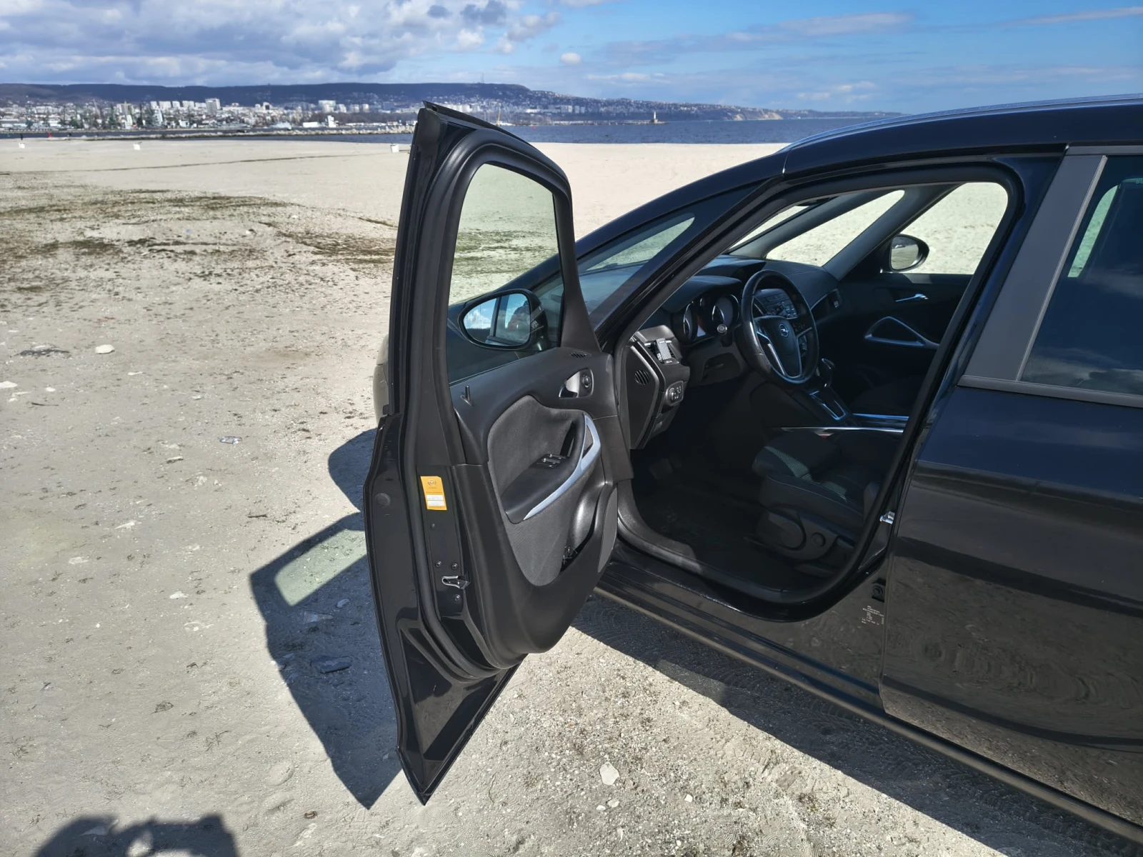 Opel Zafira, снимка 9 - Автомобили и джипове - 53835938