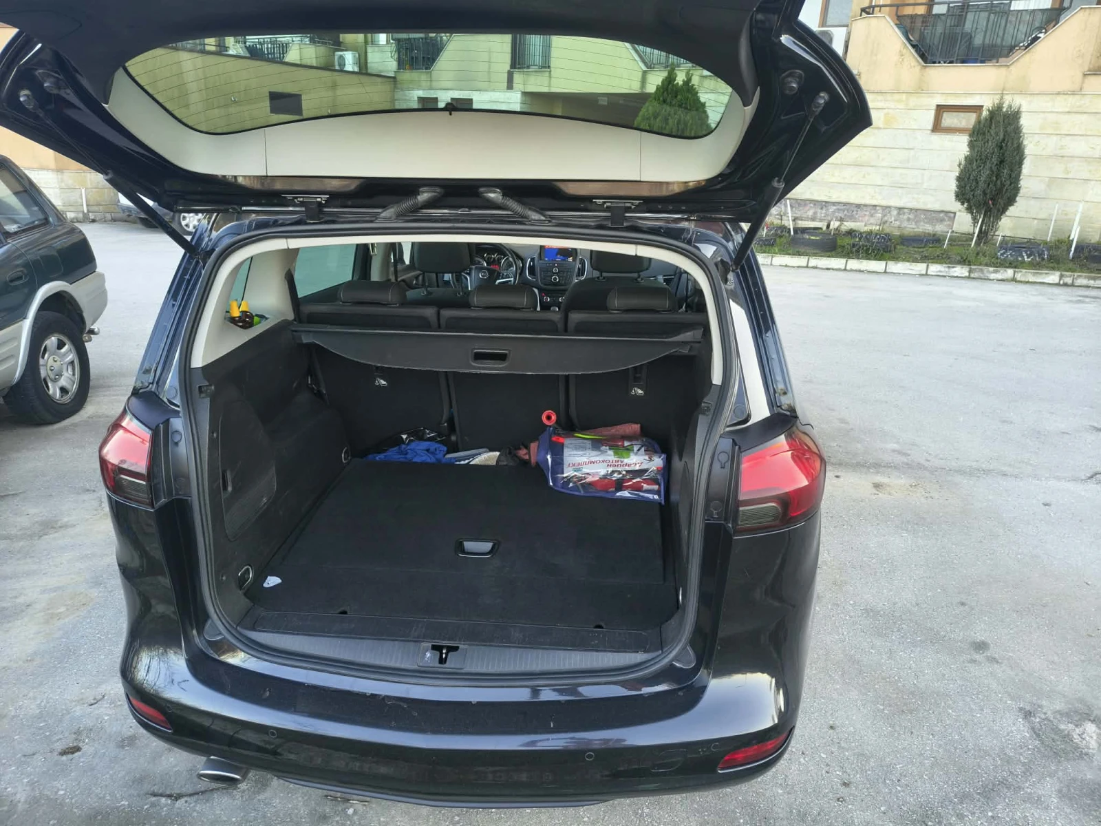 Opel Zafira, снимка 16 - Автомобили и джипове - 53835938