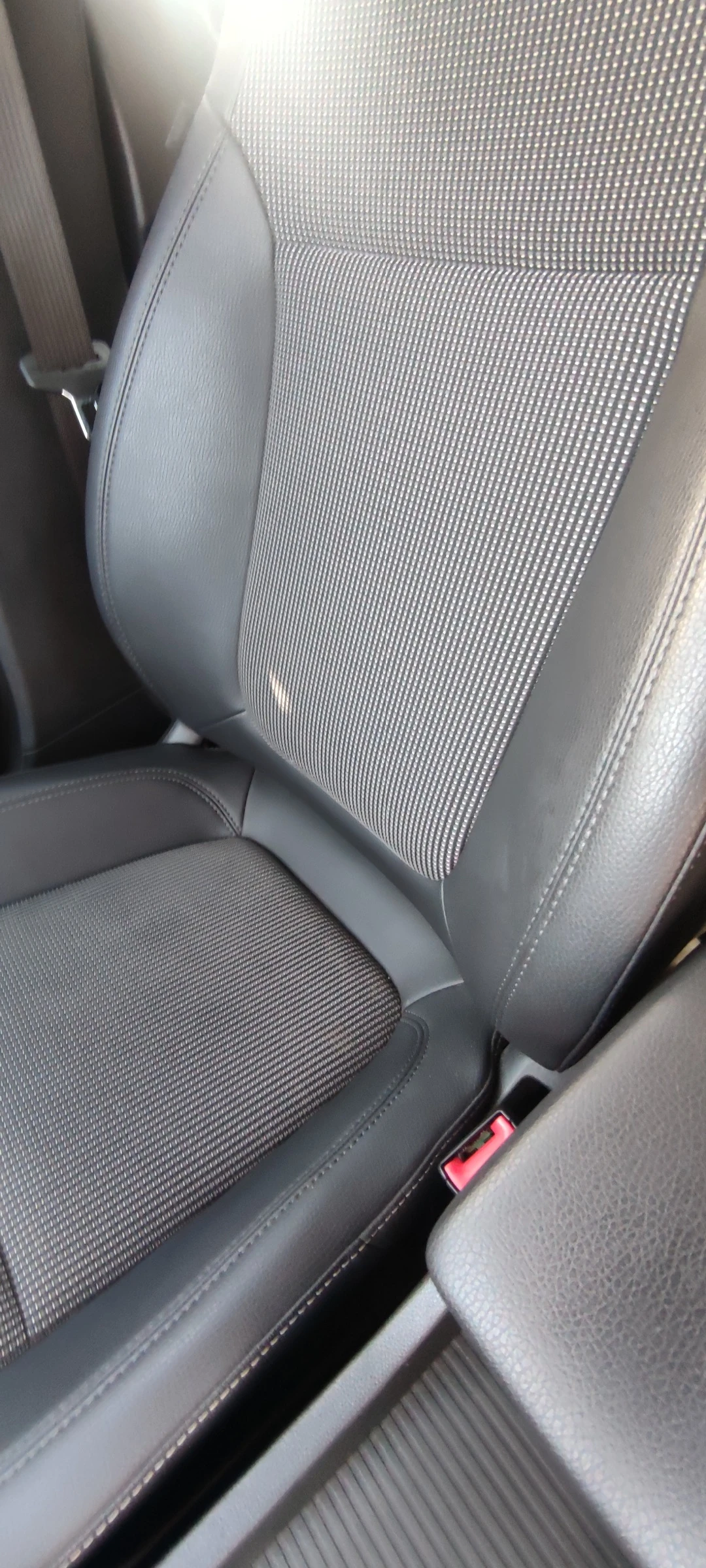 Opel Astra 1.7 CDTI, снимка 12 - Автомобили и джипове - 53906712