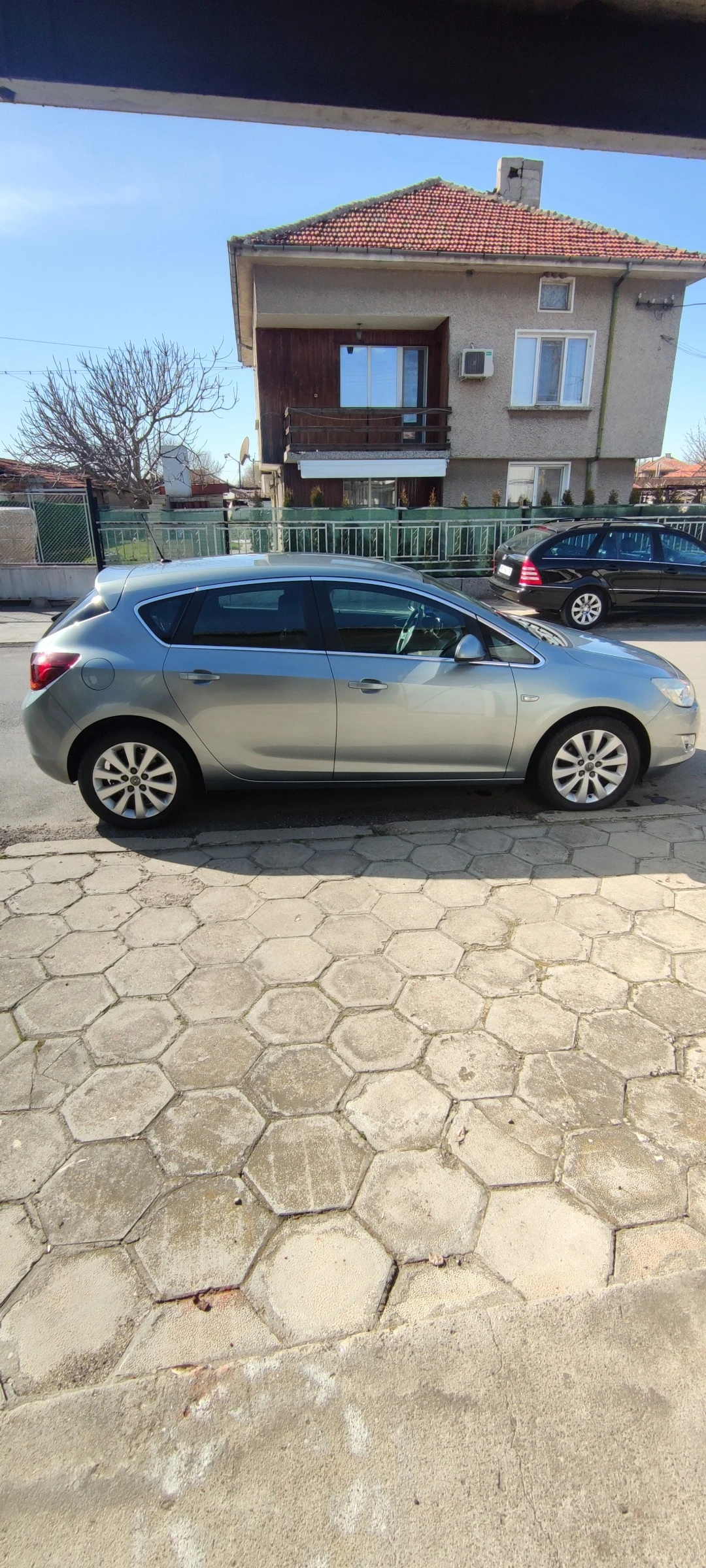 Opel Astra 1.7 CDTI, снимка 4 - Автомобили и джипове - 53906712