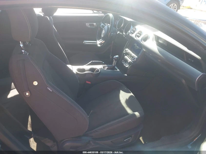 Ford Mustang 2.3l Ecoboost, снимка 5 - Автомобили и джипове - 54353816