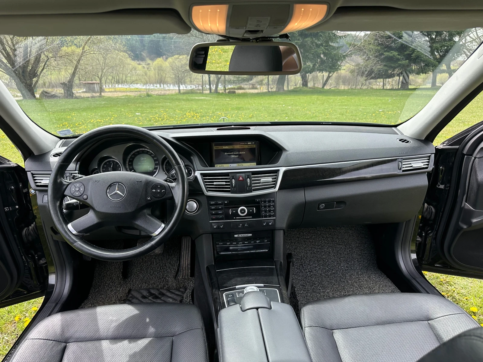 Mercedes-Benz E 350, снимка 15 - Автомобили и джипове - 54559644