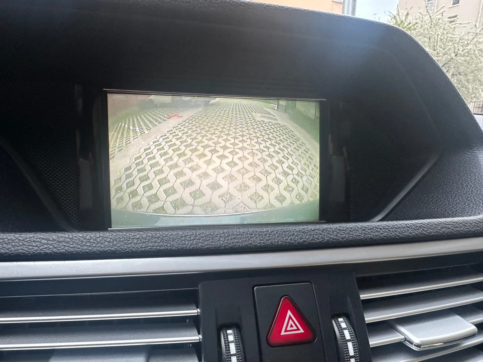 Mercedes-Benz E 350, снимка 16 - Автомобили и джипове - 54559644