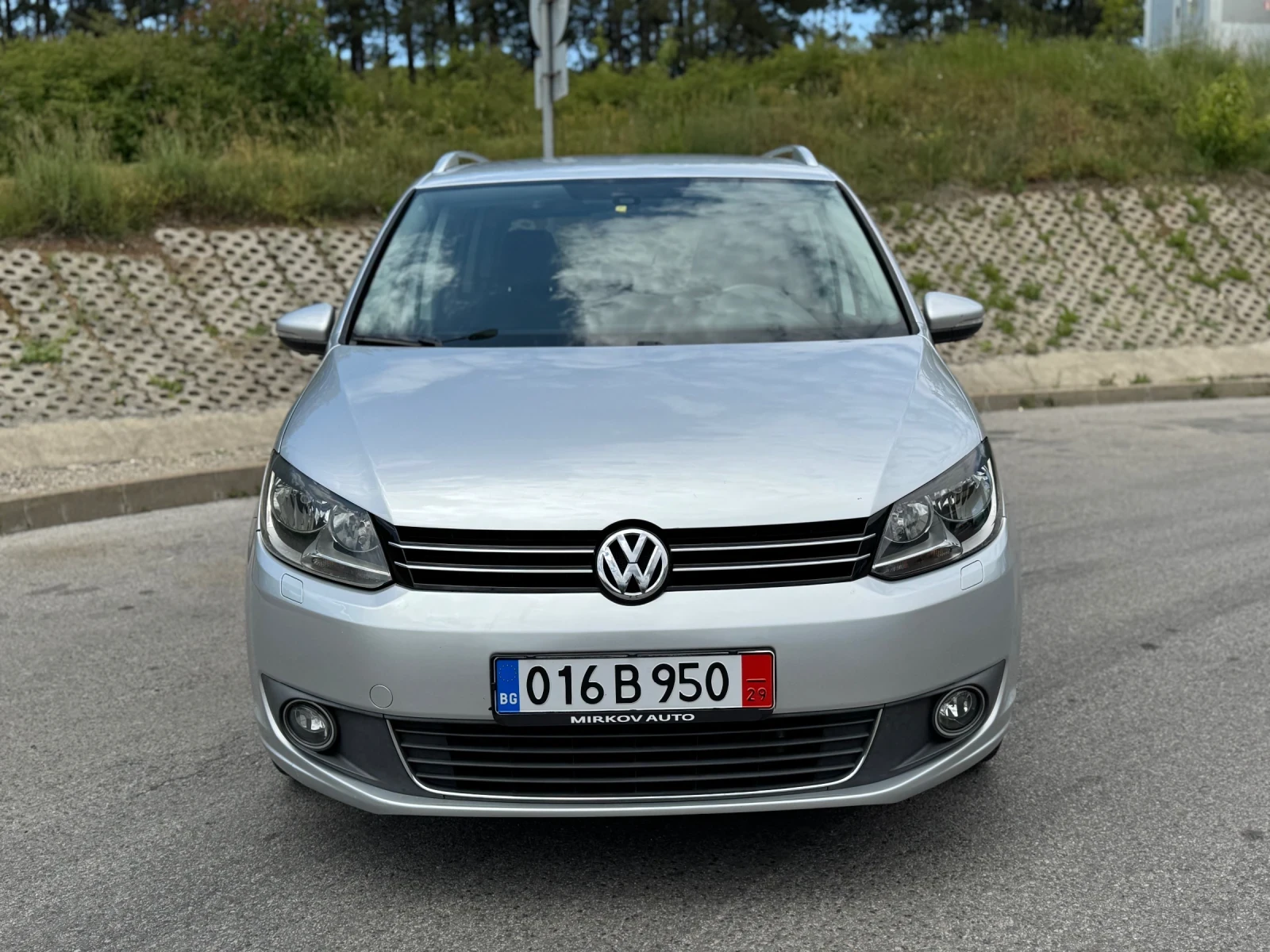 VW Touran 2.0TDI 170/HIGHLINE/АВТОМАТ/ ТОП СЪСТОЯНИЕ, снимка 2 - Автомобили и джипове - 54642724