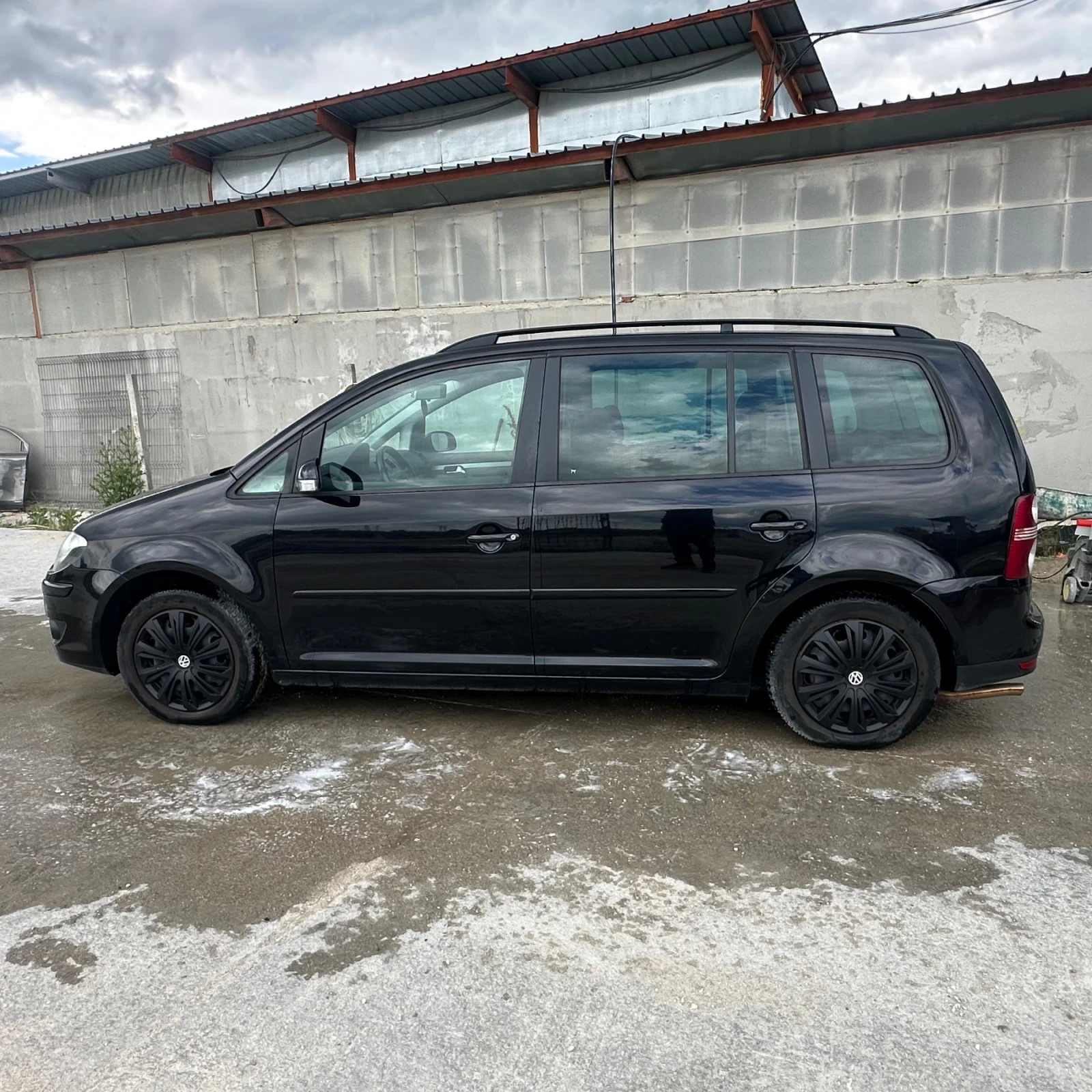 VW Touran 2.0, 110к.с. Метан, снимка 6 - Автомобили и джипове - 54652067