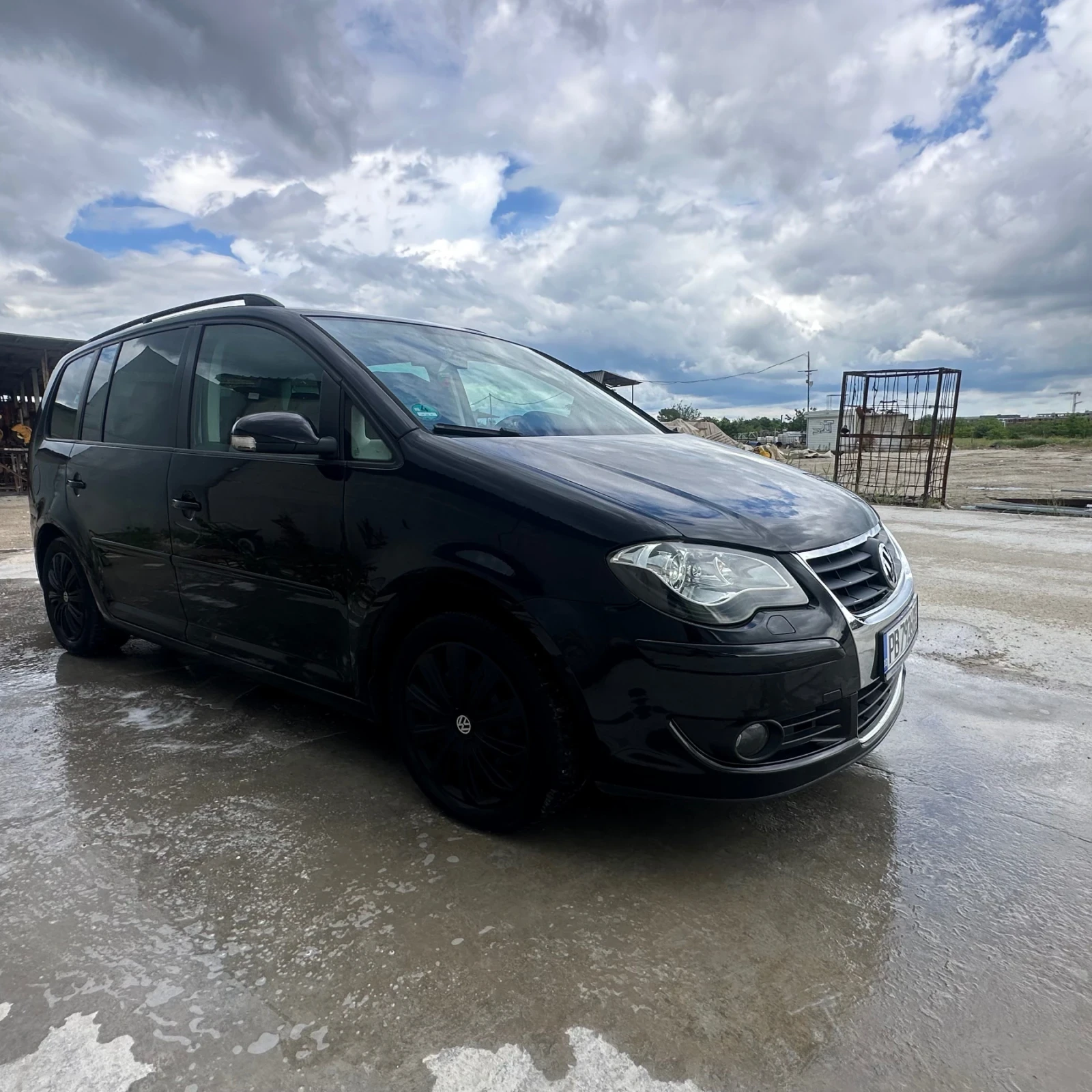 VW Touran 2.0, 110к.с. Метан, снимка 3 - Автомобили и джипове - 54652067