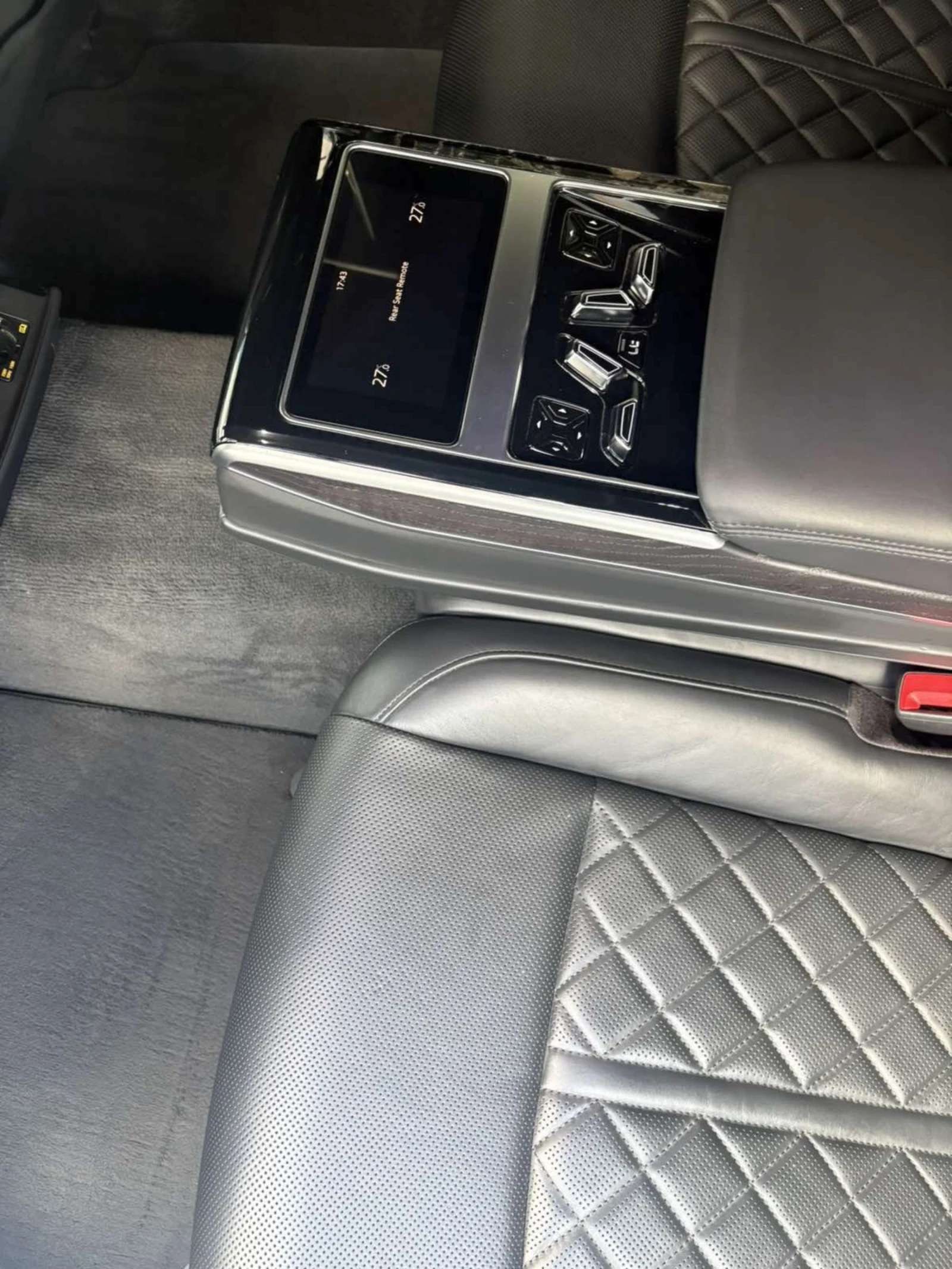 Audi A8, снимка 10 - Автомобили и джипове - 54983241
