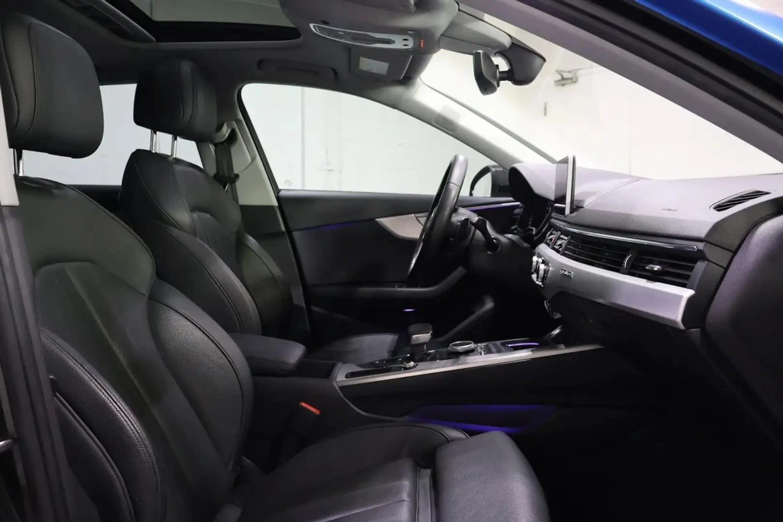 Audi A4 Technik * B&O *  360 * АвтоКредит * (ЦЕНА ДО БГ), снимка 10 - Автомобили и джипове - 55250472