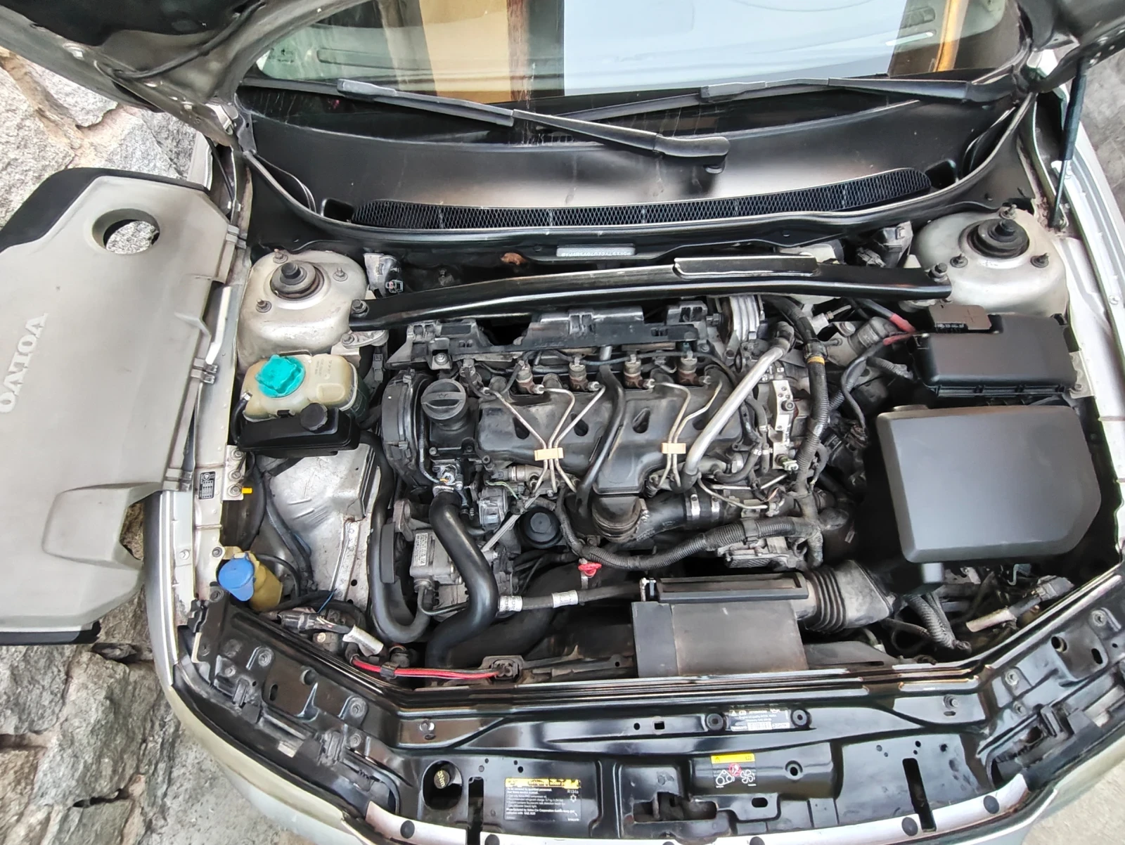 Volvo S60 2.4D, снимка 15 - Автомобили и джипове - 55694806