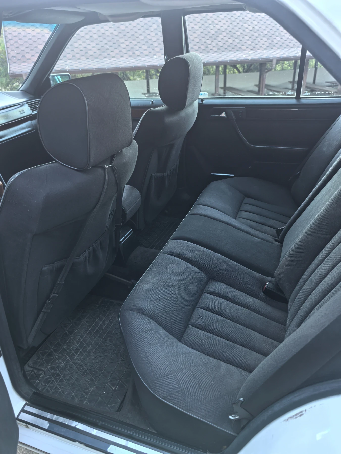 Mercedes-Benz 124, снимка 6 - Автомобили и джипове - 56215388