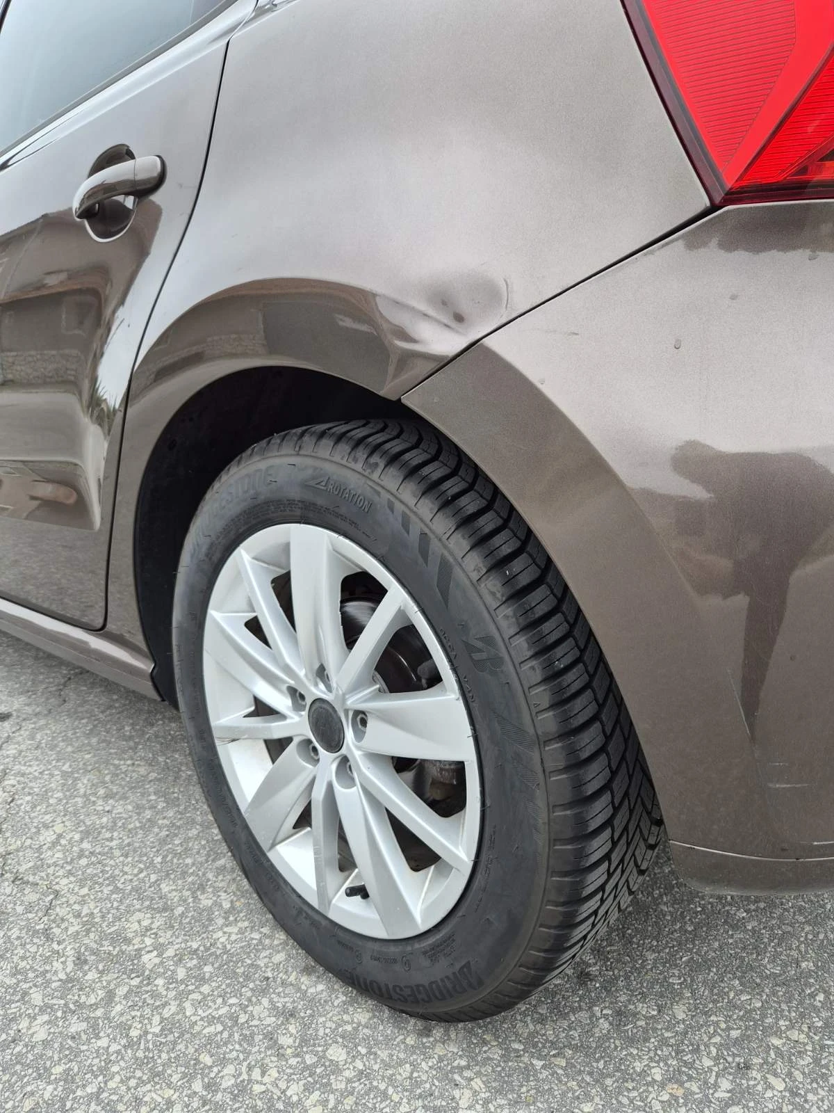 VW Polo 1.4, снимка 8 - Автомобили и джипове - 56648921