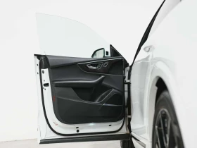 Audi Q8 * TECHNIK | S LINE | BLACK OPTICS | PANO | 22 IN *, снимка 9