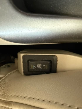 Mitsubishi Outlander 2.0d ксенон шибедах кожа подгрев 3 ред седалки - 4500 € / 8801.24 лв. - 16085888 16