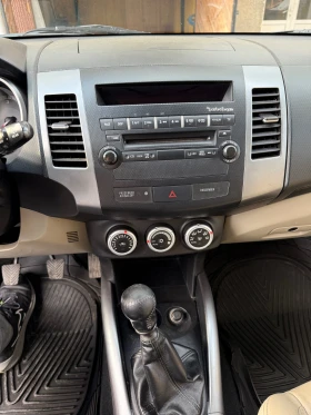 Mitsubishi Outlander 2.0d ксенон шибедах кожа подгрев 3 ред седалки - 4500 € / 8801.24 лв. - 16085888 14