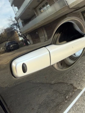 Mitsubishi Outlander 2.0d ксенон шибедах кожа подгрев 3 ред седалки - 4500 € / 8801.24 лв. - 16085888 9