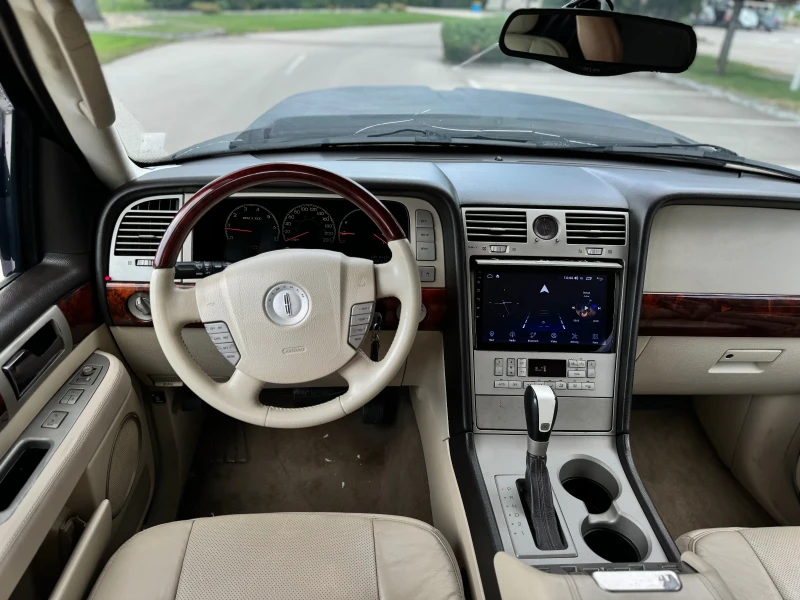 Lincoln Navigator Газ, снимка 9 - Автомобили и джипове - 48872518