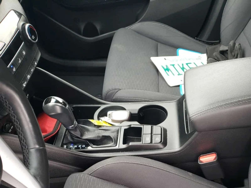 Hyundai Tucson AWD Preferred * ПОДГРЕВИ * CARFAX, снимка 9 - Автомобили и джипове - 53508793