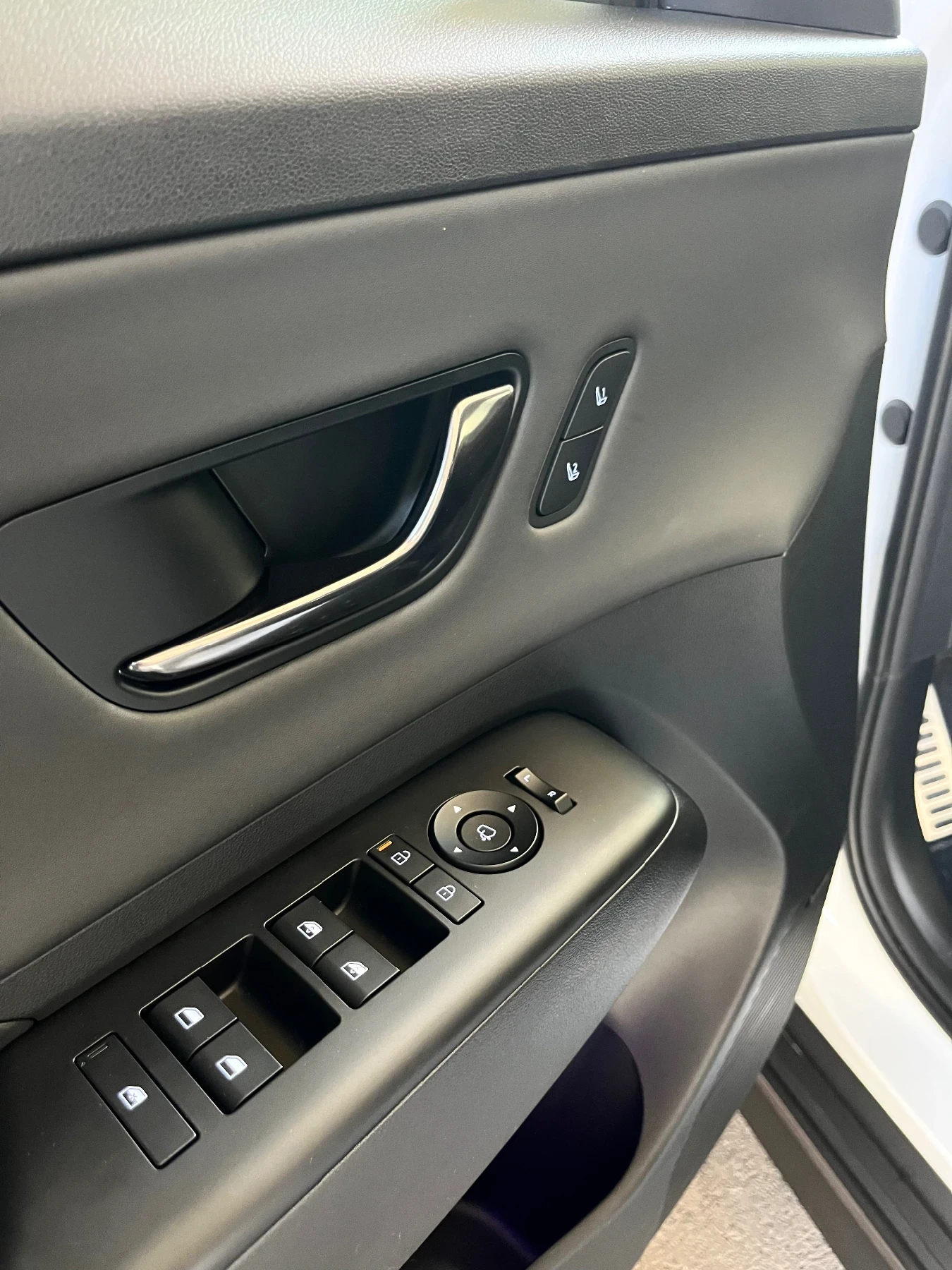 Hyundai Kona Kona N, 700km, Подгрев-Обдухване, APPLE CARPLAY - изображение 8